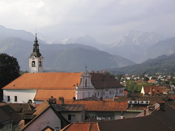 Kamnik, město na úpatí Kamnických Alp