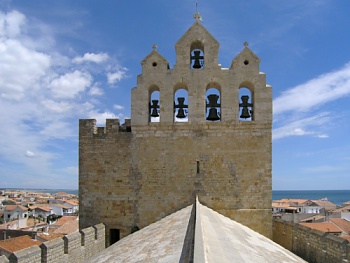 Výhled ze střechy kostela v Ste-Maries-de-la-Mer