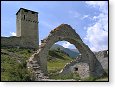 Zbytky kaple a tvrze