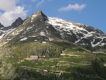 Furkapass na cestě přes Alpy