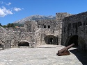 Pevnost Kanli Kula ve městě Herceg Novi