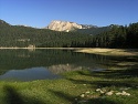 Crno jezero (1 416 m n. m.) u Žabljaku po ránu