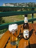 Místní pivo v restauraci na chatě Štuoc, na dlouho poslední občerstvení na okruhu kolem Durmitoru