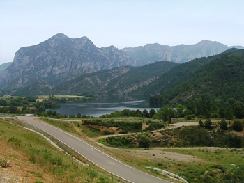 Přehrada Pantà d'Oliana u Coll de Nargó