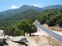 Výhled ze sedla Coll de Buc de Riol v Montsenách