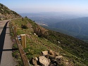 Jižní výhled ze silnice vedoucí na Turó de l'Home v Montsenách