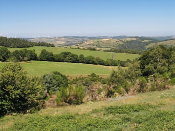 Západní výhled z vrchoviny Monts de la Margeride