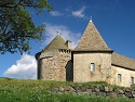 Tour a Château Couffour nad městečkem Chaudes-Aigues