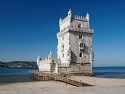 Torre de Belém na břehu řeky Tejo v Lisabonu