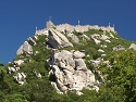 Hradby Castelo dos Mouros v pohoří Sintra