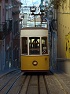 Elevador da Bica v lisabonské čtvrti Bairro Alto