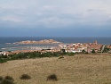 Letovisko Isola Rossa na severním pobřeží