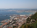 Výhled ze Skály na Gibraltar a záliv Algeciras