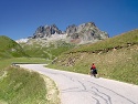 Stoupání na Col du Glandon od Chalet du Glandon je jen velmi krátké