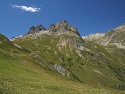 Hřeben Chaîne de Belledonne nad sedlem Col du Glandon