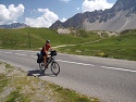 Stoupání na Col du Galibier přes Prés Galibier