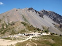 Col d'Izoard (2 360 m) z vyhlídky nad sedlem